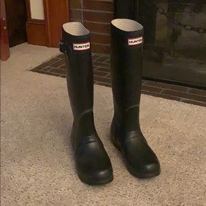 Hunter Matte Rain Boots in Black